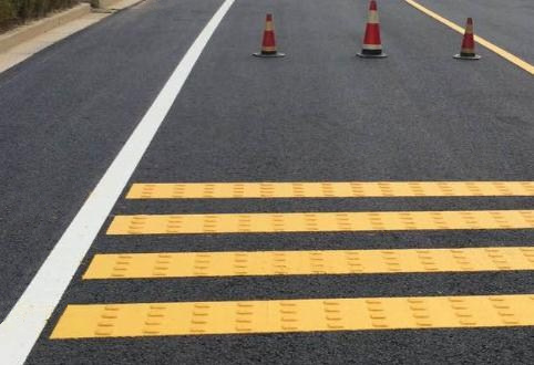 道路標(biāo)線施工